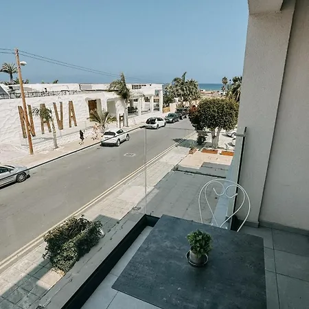 Wake Up By The Sea Flats