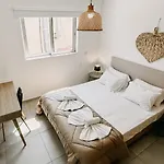 Apartment Wake Up By The Sea Beachfront Flats - *