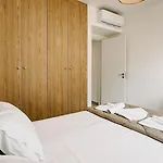 Wake Up By The Sea Beachfront Flats - Apartment