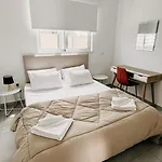 Wake Up By The Sea Beachfront Flats - Apartment *