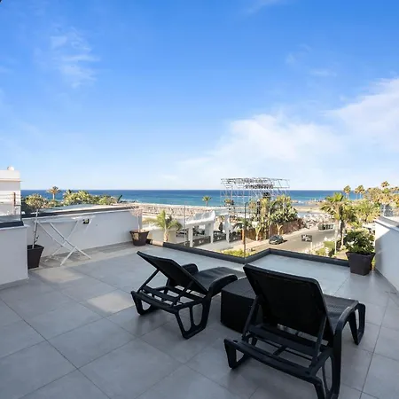 Wake Up By The Sea Beachfront Flats -