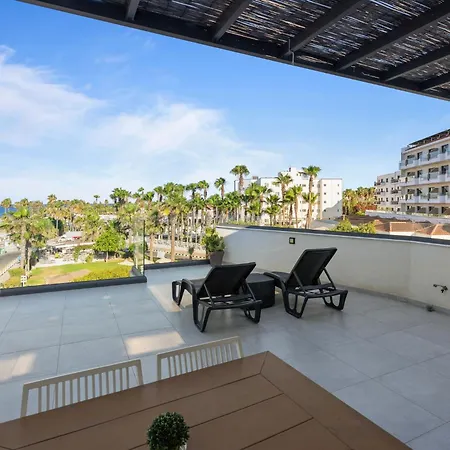 Wake Up By The Sea Beachfront Flats - شقة بروتاراس