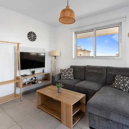 Wake Up By The Sea Beachfront Flats -