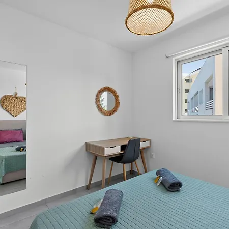 Wake Up By The Sea Beachfront Flats - * بروتاراس