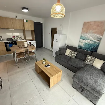 Wake Up By The Sea Beachfront Flats -